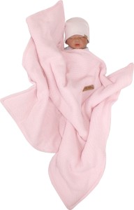 Włóczkowy, ciepły rożek niemowlęcy. Unikalny, różowy becik dla noworodka.  Wiązany otulacz dla niemowlaka. Kocyk, otulacz na wyjście ze szpitala dla noworodka.