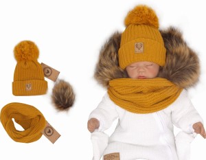 Komplet czapka zimowa z pomponem i szalik dla dzieci i noworodka. Musztardowa czapka zimowa z pomponem i szalik. Ciepła czapka zimowa dla noworodka i dzieci. Czapka zimowa unikalny model dla noworodka i dzieci. Oryginalny prezent dla niemowląt i dzieci.
