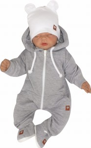 Kombinezon niemowlęcy z czapeczką i bucikami. Szary komplet dla niemowlaka. Pomysł na prezent dla noworodka. Zestaw na wyjście ze szpitala.