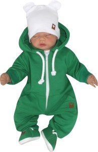 Kombinezon niemowlęcy z czapeczką i bucikami.  Zielony komplet dla niemowlaka. Pomysł na prezent dla noworodka. Zestaw na wyjście ze szpitala.