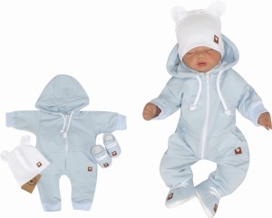 Kombinezon niemowlęcy z czapeczką i bucikami.  Błękitny komplet dla niemowlaka. Pomysł na prezent dla noworodka. Zestaw na wyjście ze szpitala.