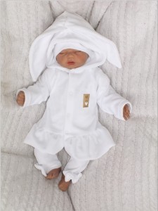 Dres niemowlęcy welurowy z uszami królika 2 częściowy. Bardzo miły w dotyku i cieplutki dla dziewczynki kolor biały.