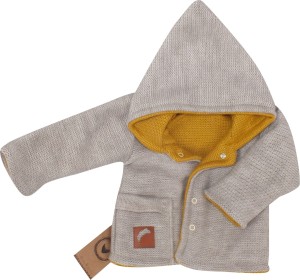 Unikalna, ciepła dwustronna kurtka z kieszonką. Beżowo-musztardowy ciepły płaszczyk niemowlęcy. Dziergana kurteczka idealna na zimę dla noworodka. Płaszczyk na spacery. Oryginalny prezent dla noworodka.