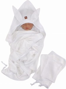 Bambusowy komplet kąpielowy dla niemowlaka ;okrycie ,ręczniczek oraz myjki -biały