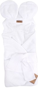 Muślinowy biały śpiworek niemowlęcy. Muślinowy śpiworek do fotelika z uszami.