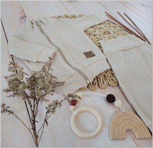 2cienki dres prążkowany bez kaptura.jpg