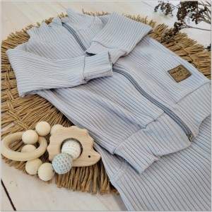 39cienki dres prążkowany bez kaptura.jpg