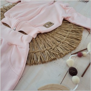 Dres niemowlęcy bawełniany bez kaptura łososiowy różowy