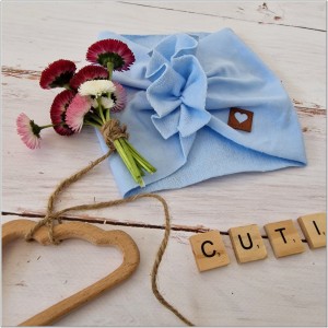 Elastyczna opaska dziewczęca. Niebieska, szeroka opaska na uszy, jak turban. Opaska na wiosnę, lato, jesień.