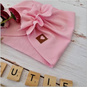 Elastyczna opaska dziewczęca. Różowa, szeroka opaska na uszy, jak turban. Opaska na wiosnę, lato, jesień.