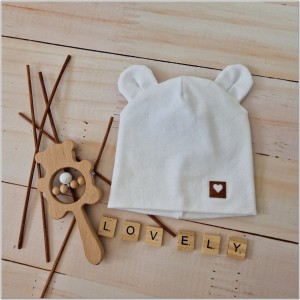 Biała czapka podwójna, elastyczna dla niemowlaka. Bawełniana czapeczka na wiosnę, lato, jesień dla noworodka. Czapeczka na wyjście ze szpitala dla noworodka.