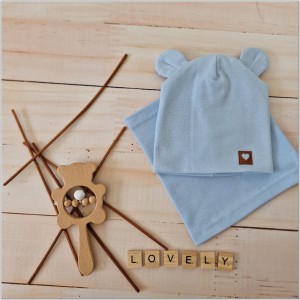 Podwójna czapka z uszkami w komplecie z kominem dla noworodka. Niebieski komplet dla niemowlaka. Czapka na wiosnę, lato, jesień dla noworodka.