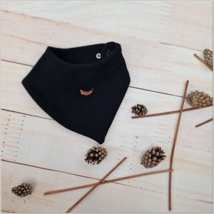 Apaszka prążkowana czarna dla noworodka