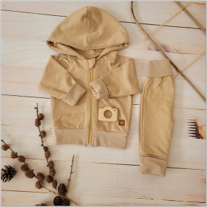 Dres bawełniany niemowlęcy 2 częściowy bardzo wygodny piaskowy beżowy dla niemowlaka