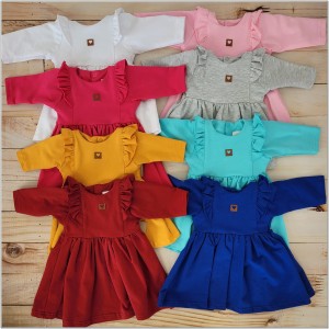 Bawełniana sukienka niemowlęca różowa, amarantowa. Modna dresowa sukienka dla dziecka na wesele, uroczystości.