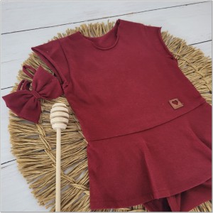 Bordowa bodosukienka z opaską na lato dla dziewczynki.  Przewiewna letnia bodosukienka dziewczęca.