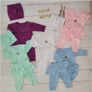 Funkcjonalny komplet niemowlęcy dla dziewczynki. Elastyczny miętowy komplet dziewczęcy. Legginsy ze spódniczką, body i opaska dla małej dziewczynki. Komplet na co dzień, uroczystości, wyjście ze szpitala.