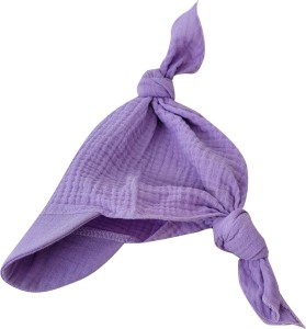 Muślinowa, wiązana czapka dla niemowlaka. Przewiewna czapka na lato dla noworodka. Liliowa, cienka czapeczka na lato dla niemowlaka, noworodka.