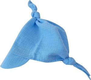 Muślinowa, wiązana czapka dla niemowlaka. Przewiewna czapka na lato dla noworodka. Błękitna, cienka czapeczka na lato dla niemowlaka, noworodka.