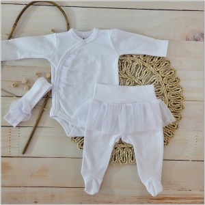 Bawełniany komplet dla dziewczynki z półśpiochami. Zestaw na wyjście ze szpitala dla dziewczynki.