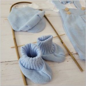 Błękitny komplet 5 częściowy z szelkami na chrzest