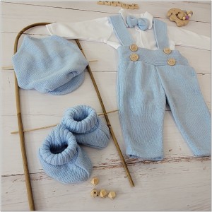 Błękitny komplet 5 częściowy z szelkami na chrzest