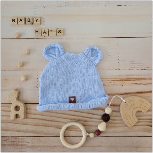 czapka niebieska włóczkowa niemowlęca. Czapka dla niemowlaka na wiosnę, jesień. Czapka dla noworodka