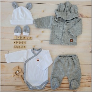 Wyprawka włóczkowa szara. Kompletna wyprawka.  Włóczkowa wyprawka. Wyprawka do szpitala. Zestaw dla noworodka. Wyprawka na prezent dla noworodka. Wyprawka dla noworodka. Wyprawka na wyjście ze szpitala. Unikalny komplet. Oryginalny prezent dla noworodka.