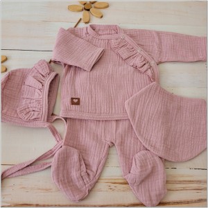 18 wyprawka muślinowa niemowlęca dla dziewczynki.jpg