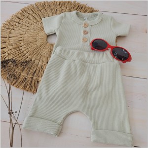 11 body + spodenki prążekowane.jpg