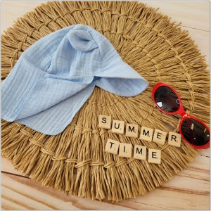 Niemowlęca czapka muślinowa. Czapka na lato dla niemowląt. Czapka muślinowa niemowlęca z uszkami i przedłużanym tyłem. Przewiewna muślinowa czapka na lato dla dziecka.