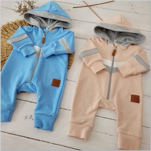 39 kombinezon dresowy dziecięcy.jpg