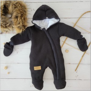 44 kombinezon zimowy niemowlęcy włóczkowy z futerkiem.jpg