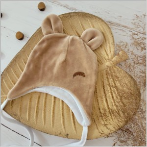 10 czapka niemowlęca welurowa wiązana .jpg