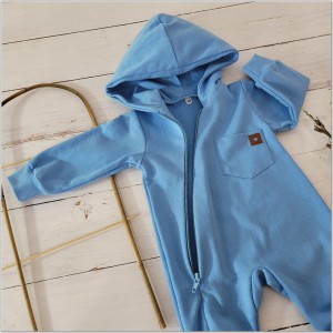 32 kombinezon niemowlęcy dresowy pajacyk.jpg