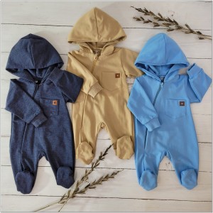 35 kombinezon niemowlęcy dresowy pajacyk.jpg