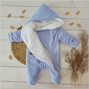 18 kombinezon zimowy niemowlęcy welurowy.jpg