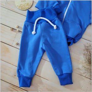 8 dres niemowlęcy z uszami.jpg