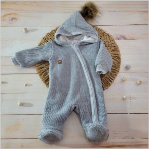 17 kombinezon wiosna jesień włóczkowy.jpg