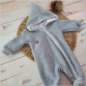 21 kombinezon wiosna jesień włóczkowy.jpg