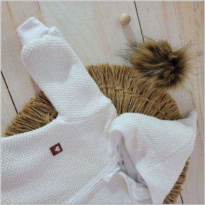 5 kombinezon wiosna jesień włóczkowy.jpg