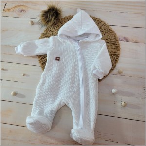 6 kombinezon wiosna jesień włóczkowy.jpg