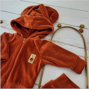 22 dres welurowy niemowlęcy z uszami.jpg