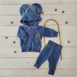 27 dres welurowy niemowlęcy z uszami.jpg