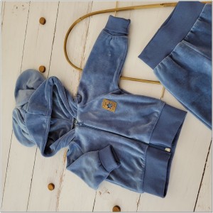 31 dres welurowy niemowlęcy z uszami.jpg