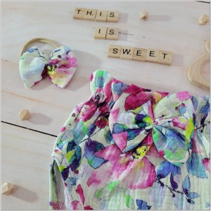 2 bloomersy + opaska w kwiaty.jpg