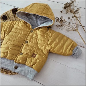 8 kurtka niemowlęca na wiosnę jesień.jpg