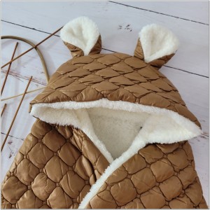 29 śpiworek otulacz do fotelika.jpg