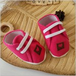 Buciki niemowlęce wiązane dresowe wkładka 9-12cm amarant