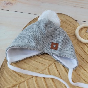 4 czapka włóczkowa wiązana z pomponem.jpg